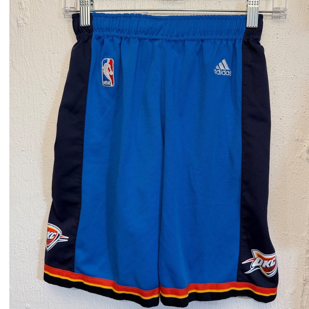 Adidas Oklahoma City Thunder NBA Basketball Shorts Kids Medium Blue OKC Navy